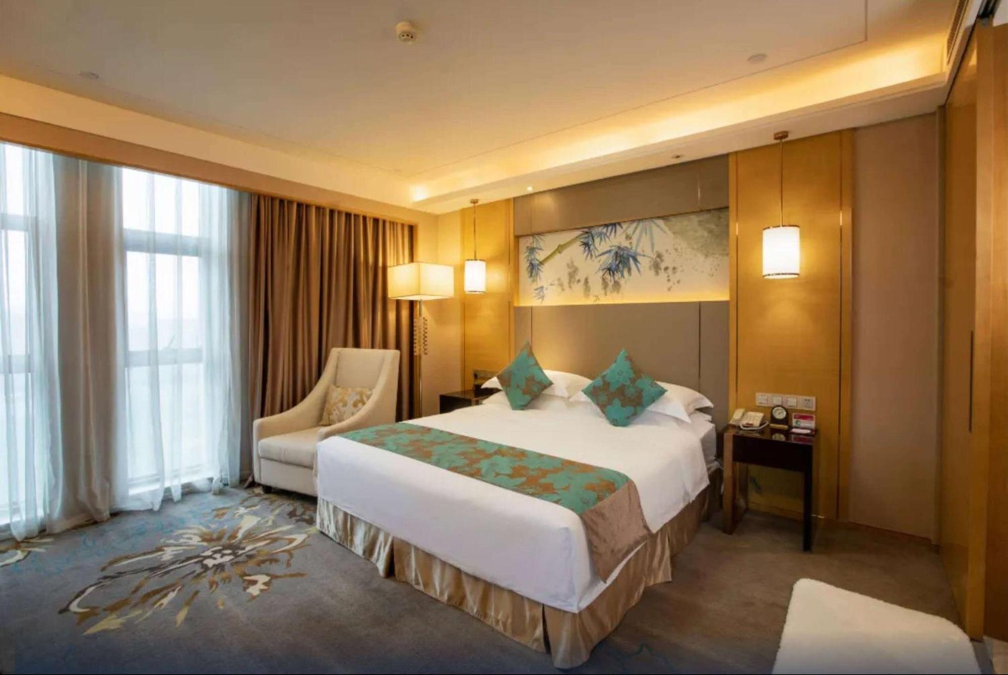 Ramada Yiyang Taojiang Hotel Luaran gambar