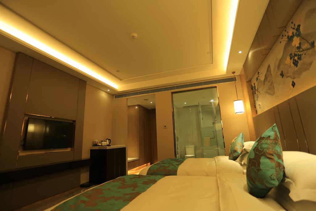 Ramada Yiyang Taojiang Hotel Luaran gambar