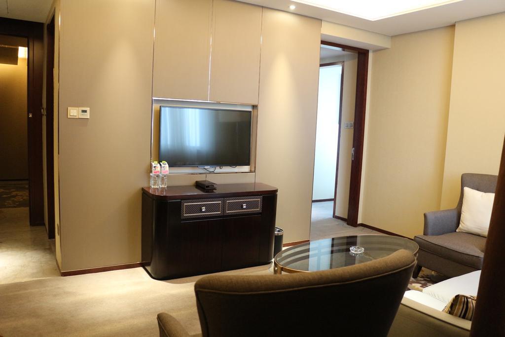 Ramada Yiyang Taojiang Hotel Luaran gambar