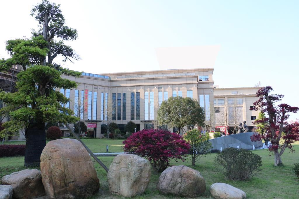 Ramada Yiyang Taojiang Hotel Luaran gambar