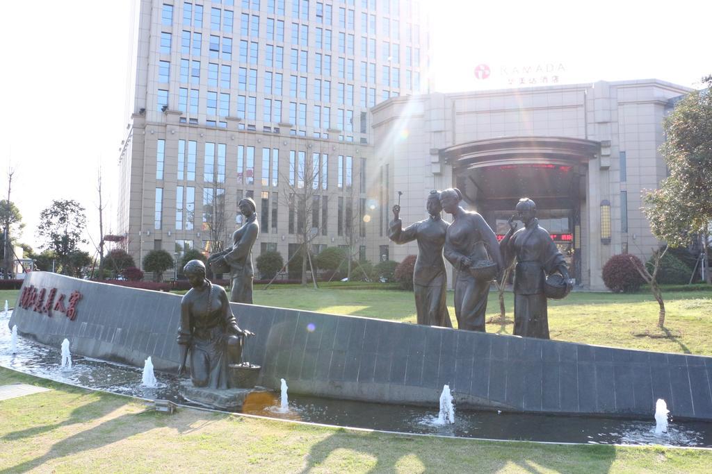 Ramada Yiyang Taojiang Hotel Luaran gambar