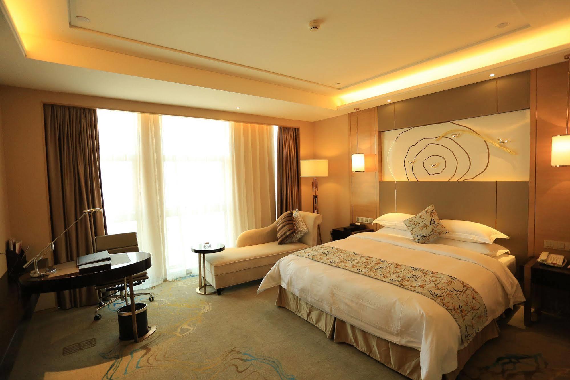 Ramada Yiyang Taojiang Hotel Luaran gambar